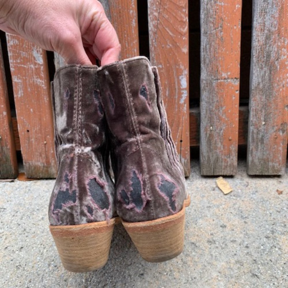 Free People Barbary Destroyed Boot in Champagne - Size 38 - Picture 6 of 7